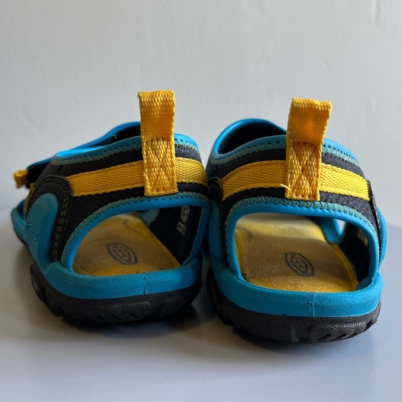 KEEN Kids Sandals Velcro straps, open toe - Black and Blue. Size 3 - Picture 6 of 7